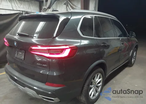 2020 BMW X5 xDrive40I z USA, uszkodzony, nr VIN 5UXCR6C01LLL76581